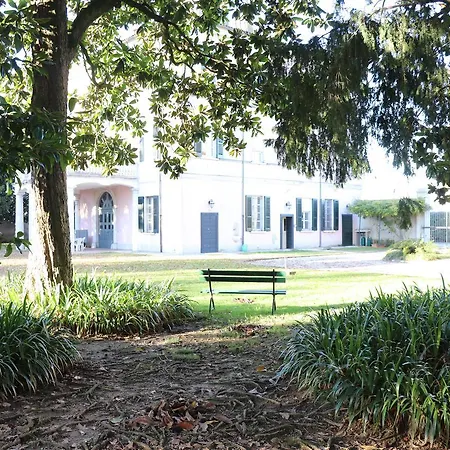Le Magnolie Alloggio per agriturismo Verolanuova