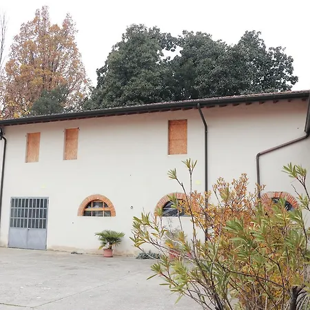 Le Magnolie Alloggio per agriturismo Verolanuova